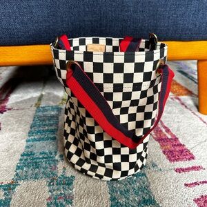 Clare V Petite Baleine